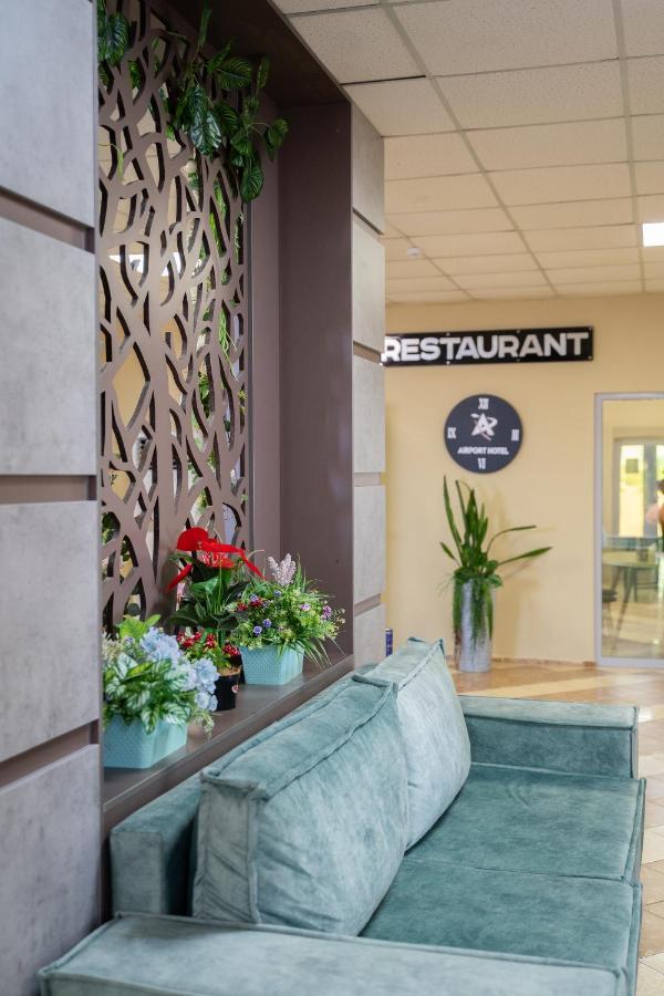 Aktau Airport Hotel מראה חיצוני תמונה
